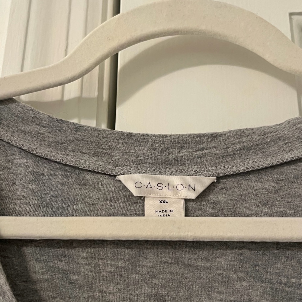 Caslon Relaxed V-Neck T-Shirt Gray XXL - Picture 5 of 7